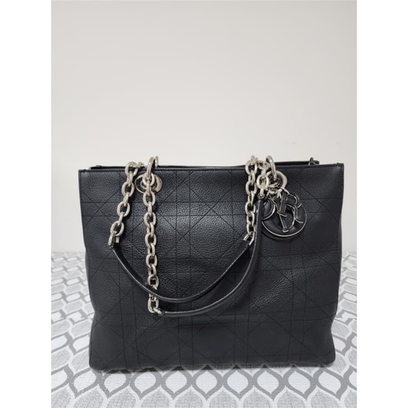 Authentic CHRISTIAN DIOR Grained Calfskin Leather Cannage Quilted Medium Ultradi - Picture 10 of 13